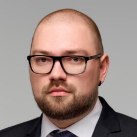 Михайло Потапов